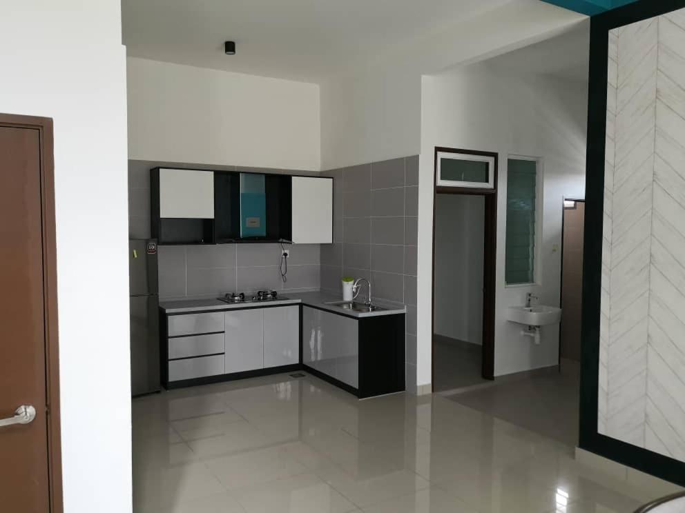 Johor Desaru Beach Bungalow Villas Kangkar Chemaran Buitenkant foto